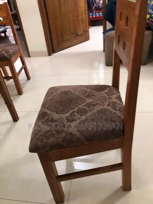 সেরা মূল্যে ডাইনিং টেবিল সেট