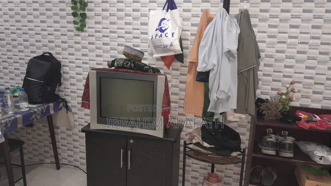 CRT TV Box Sealed