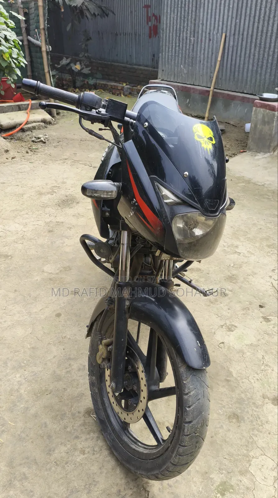 বাজাজ পালসার ১৫০ ২০১৯ ব্ল্যাক
