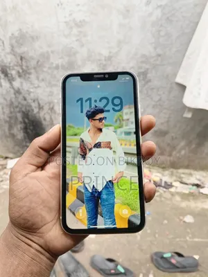 অ্যাপল আইফোন ১১ ১২৮ জিবি সাদা