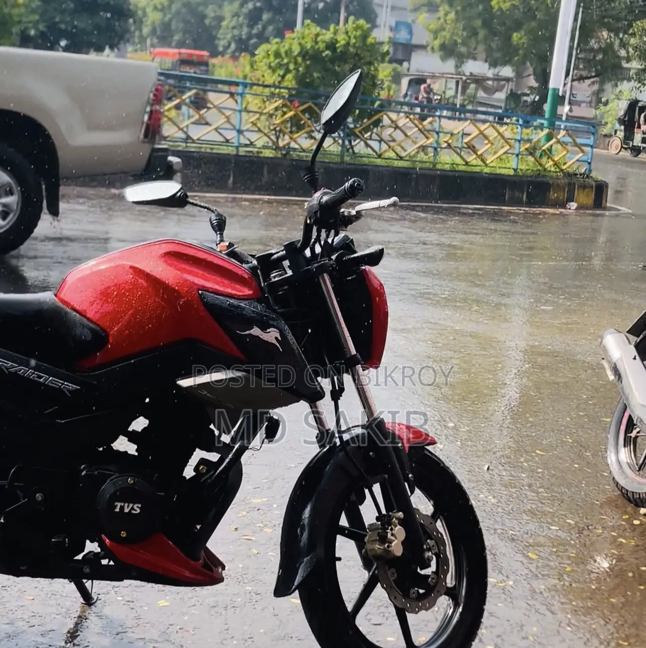 TVS Raider 125 2022 Red