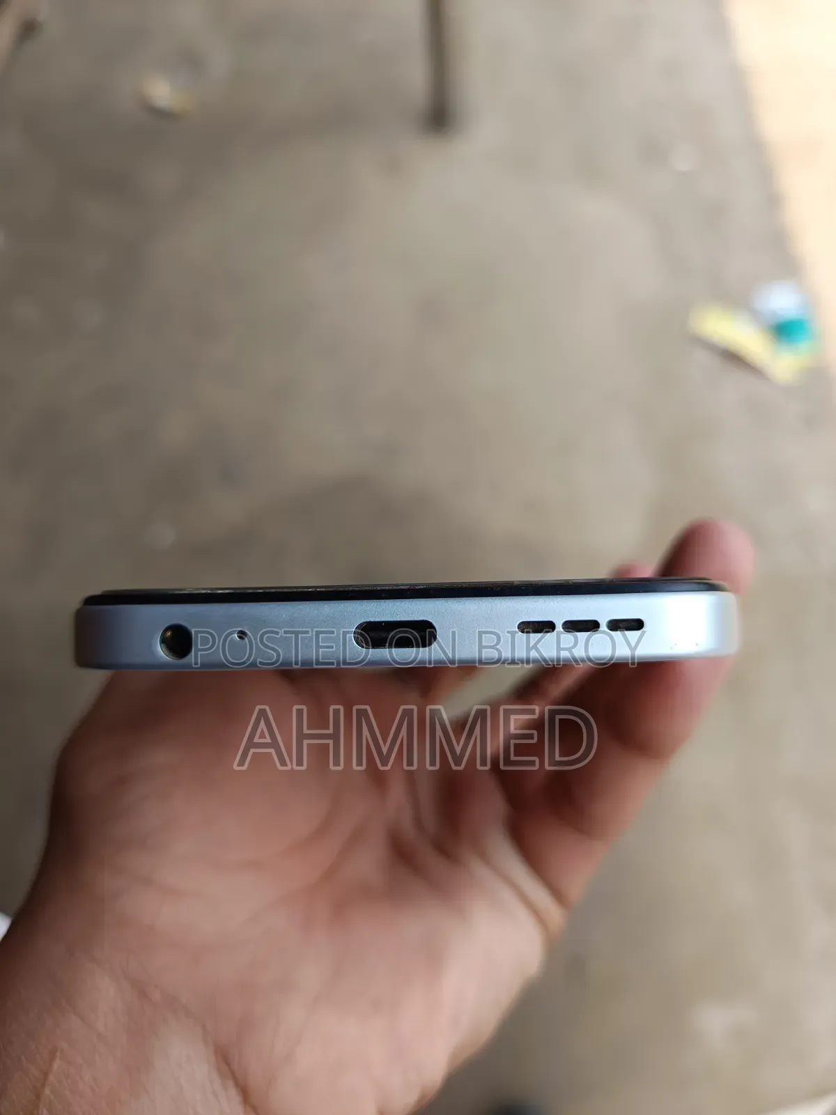 টেকনো স্পার্ক গো ৬৪ জিবি সাদা