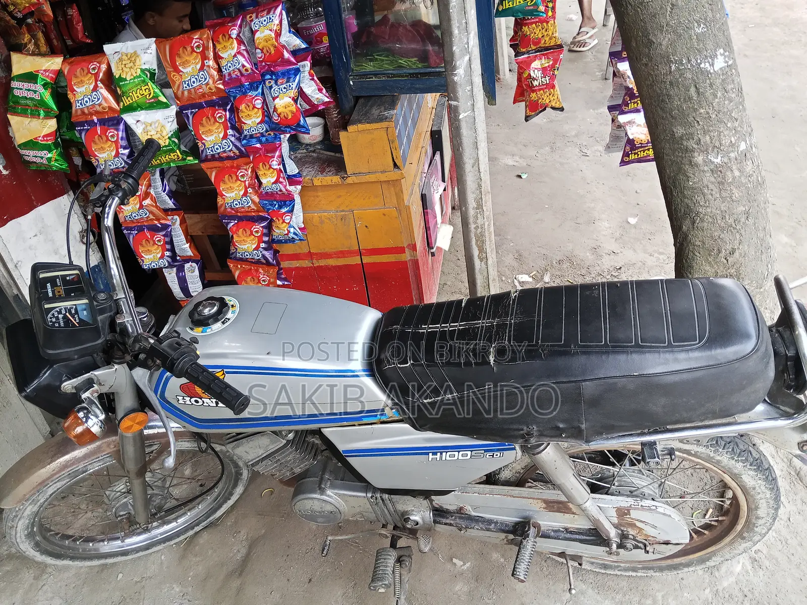 Honda 1992 Silver