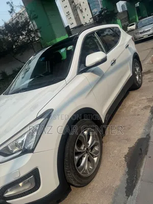 Hyundai Santa Fe 2015 White