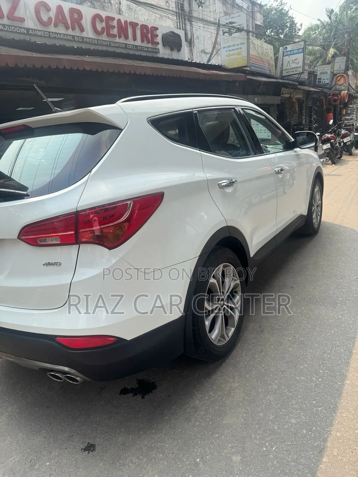 Hyundai Santa Fe 2015 White