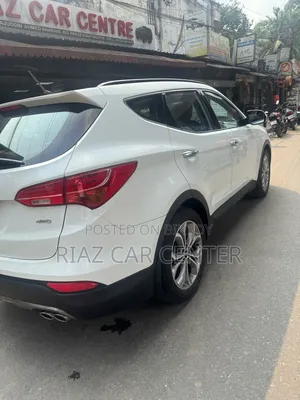 Hyundai Santa Fe 2015 White