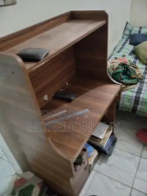 Reading Table to Sell