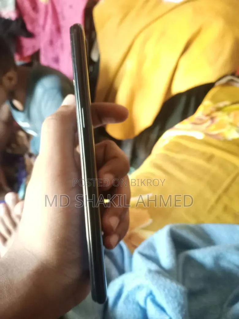 Samsung A10 32 GB Black