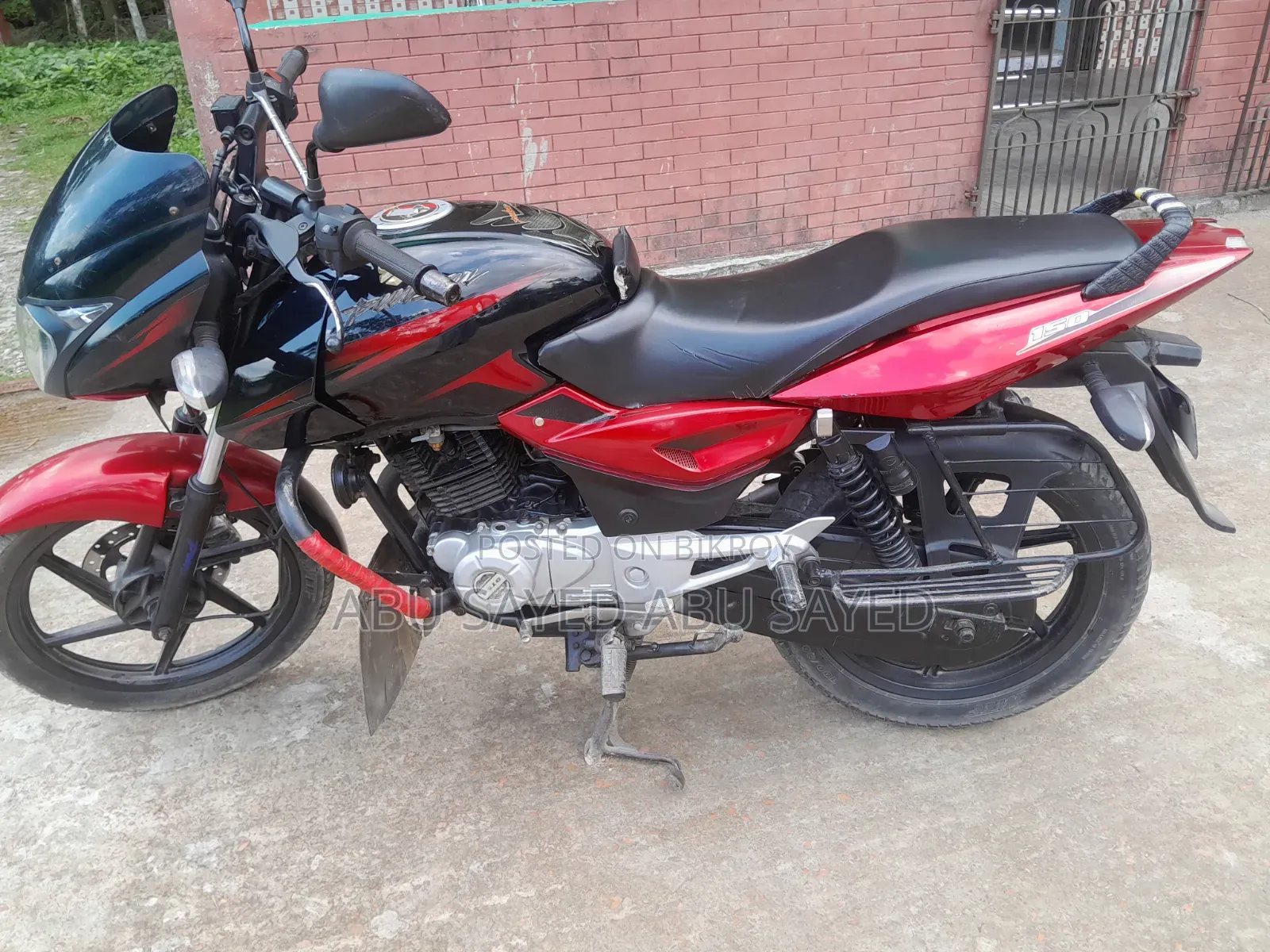 Bajaj Pulsar 150 2017 Red