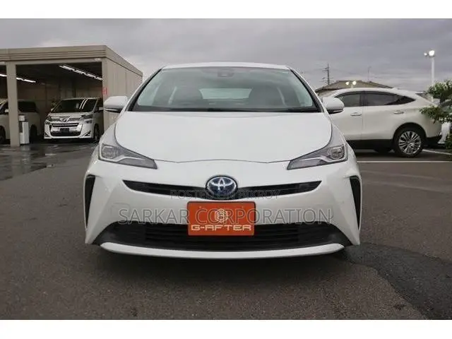 Toyota Prius 2021 Pearl