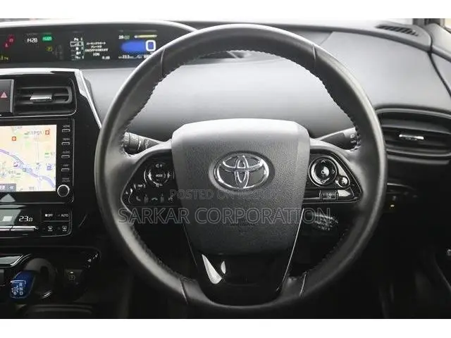 Toyota Prius 2021 Pearl