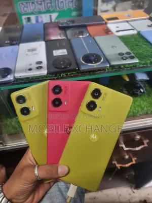Motorola Moto G85 128 GB Yellow