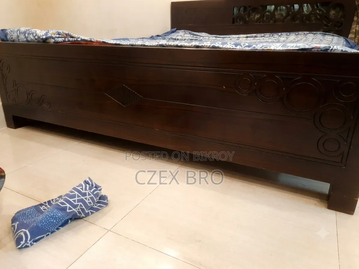Malaysian Wood Bed With Mattress 6 by 7 Feet