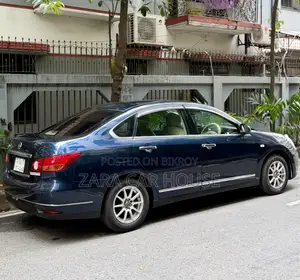 Nissan Bluebird 2008 Blue