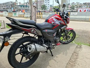 টিভিএস রাইডার ১২৫ ২০২২ রেড