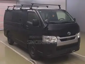 Toyota HiAce 2021 Black