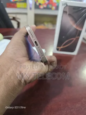Apple iPhone 16 Pro Max 256 GB Gold