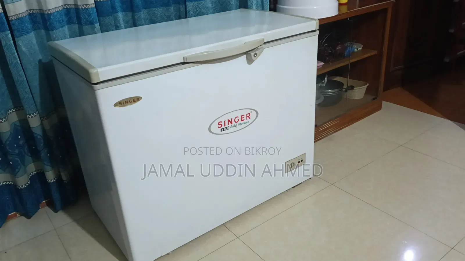 Singer 300 Liter Deep Fridge