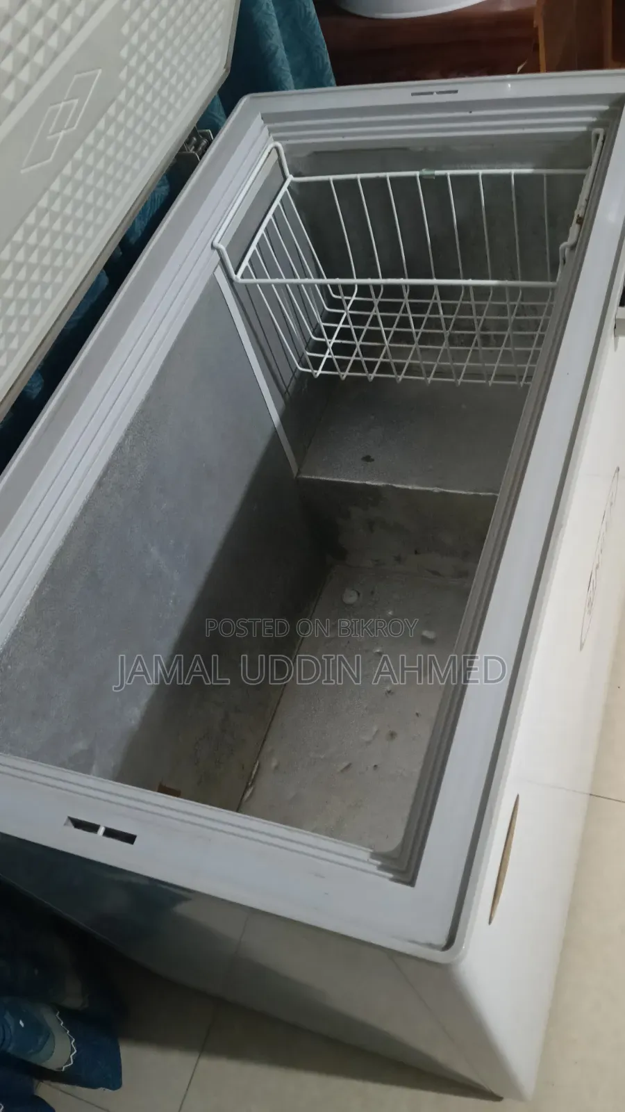Singer 300 Liter Deep Fridge