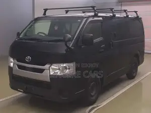 Toyota HiAce 2021 Black