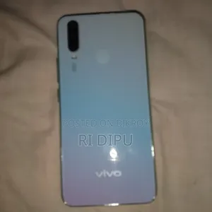 Vivo Y17 128 GB Blue