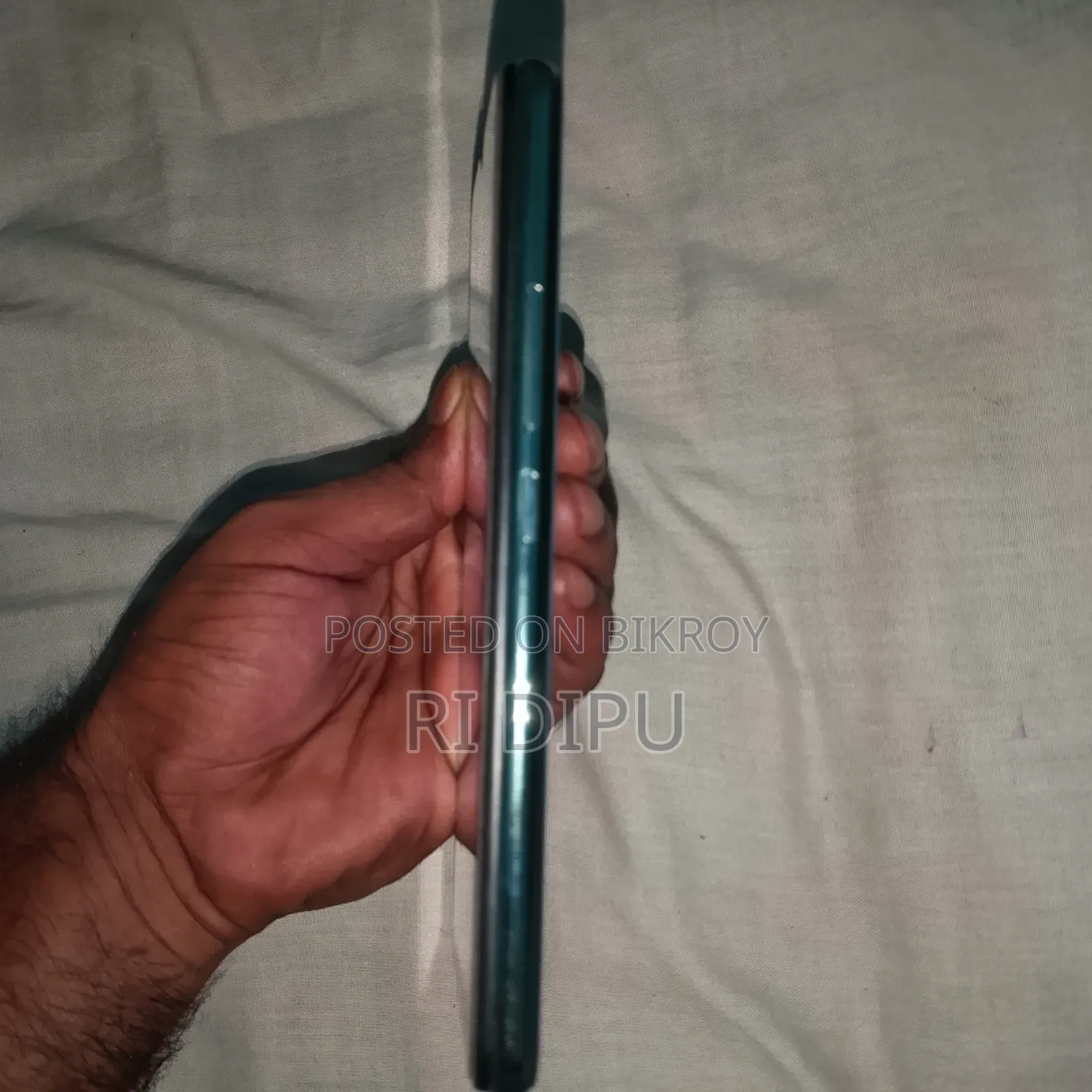 Vivo Y17 128 GB Blue