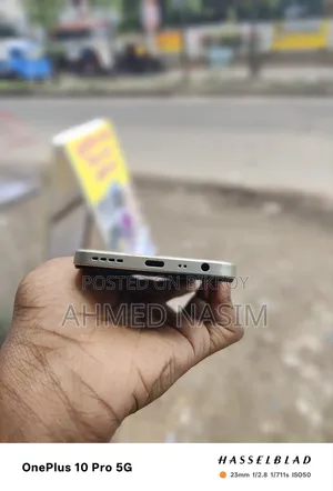 Realme V30 128 GB Gray