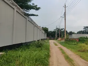 Bashundhara I Block 40 Ft Road 10 Katha Plot for Sale