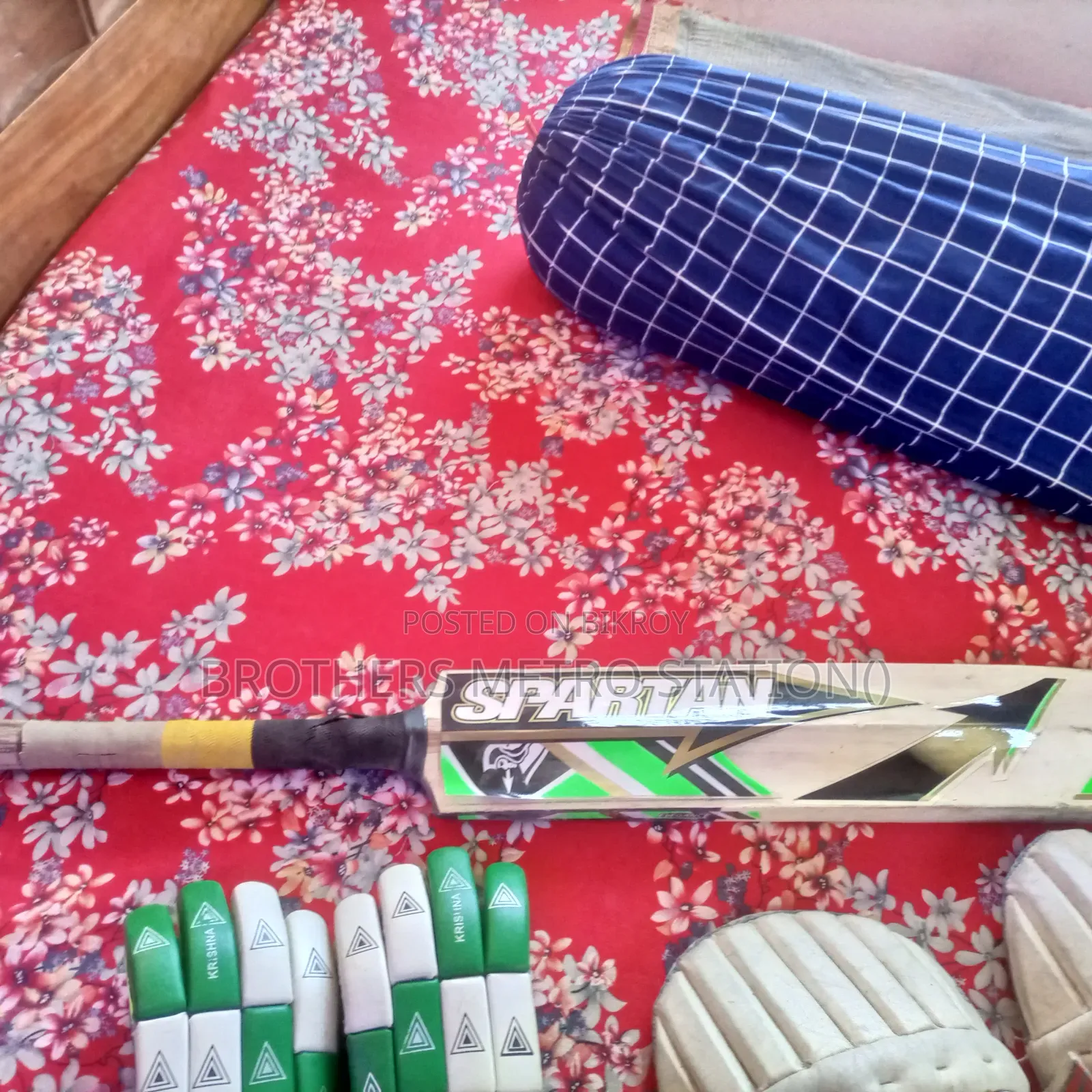 KG Gloves, BDM Pad, Spartan Bat