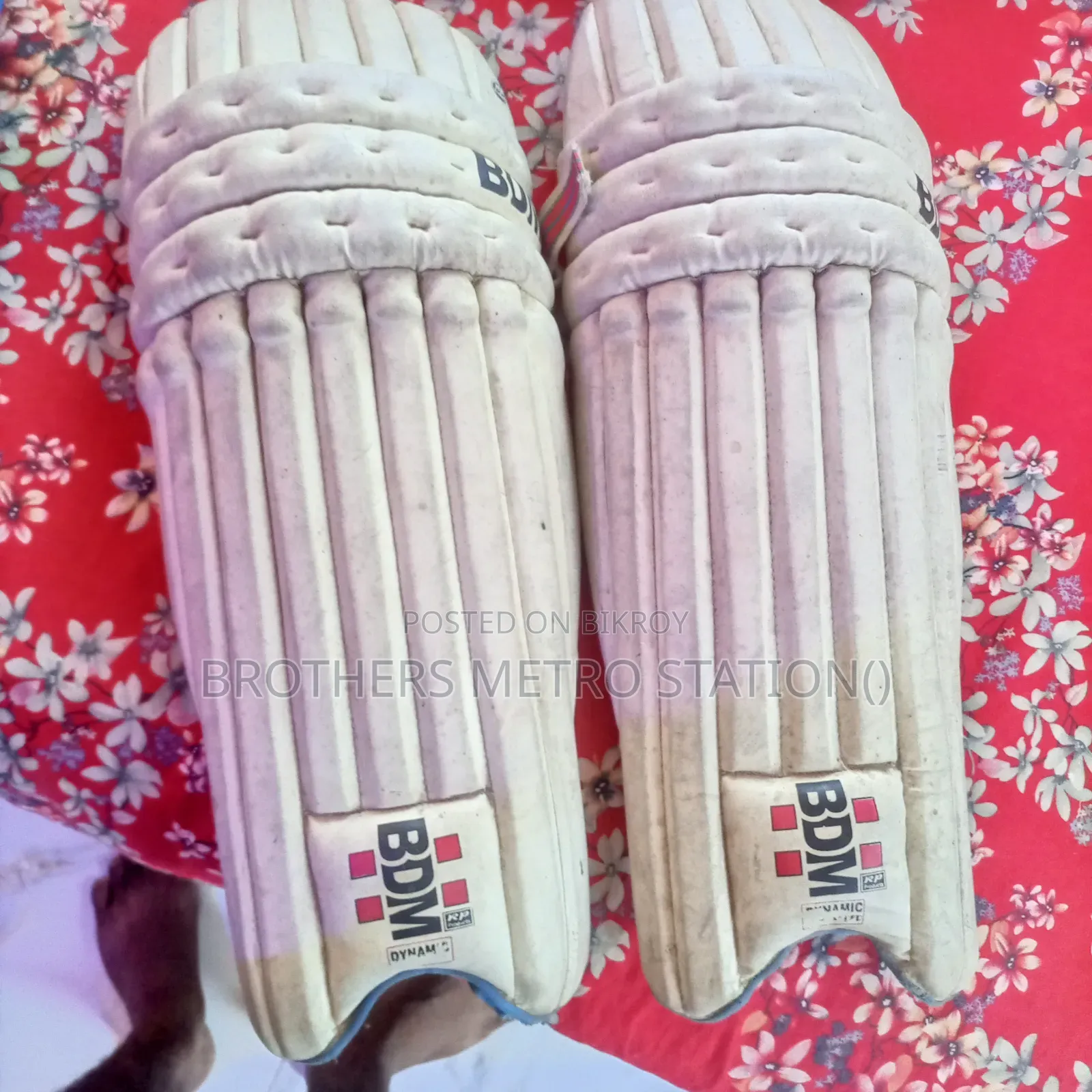 KG Gloves, BDM Pad, Spartan Bat