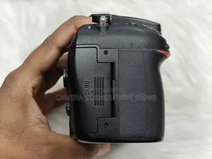 Nikon D7100