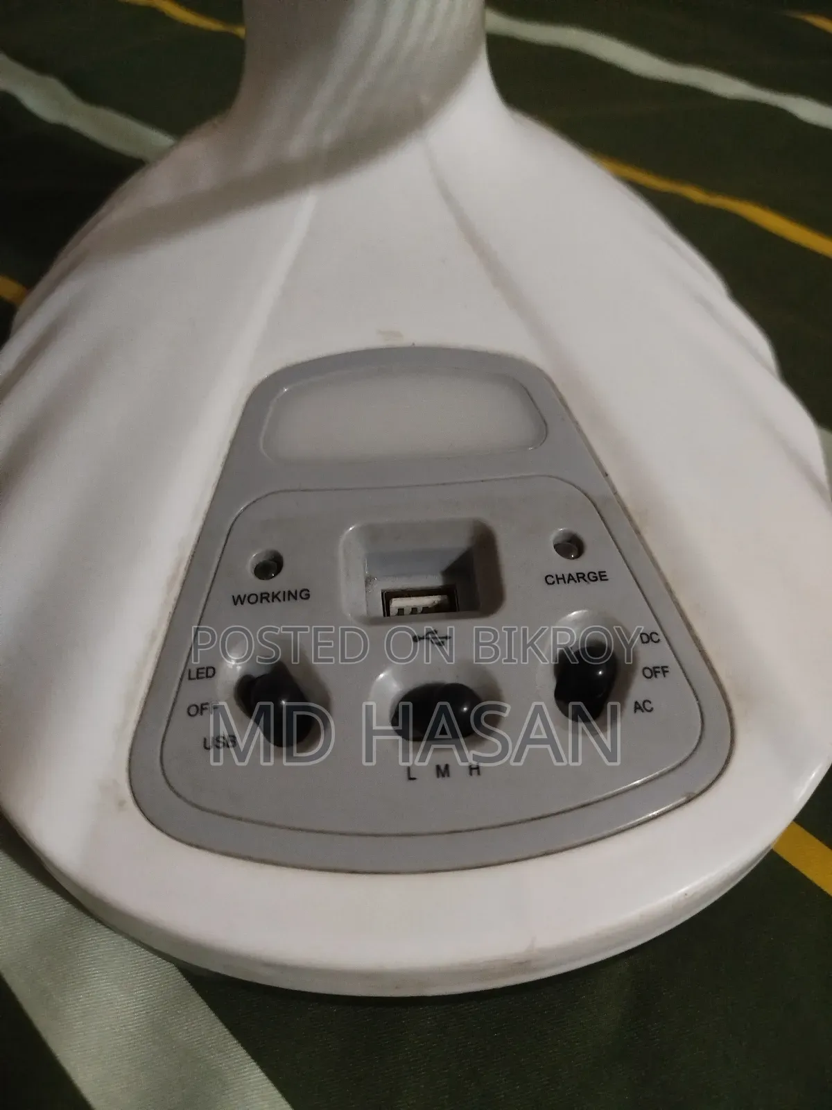 Laxfo Rechargeable Table Fan