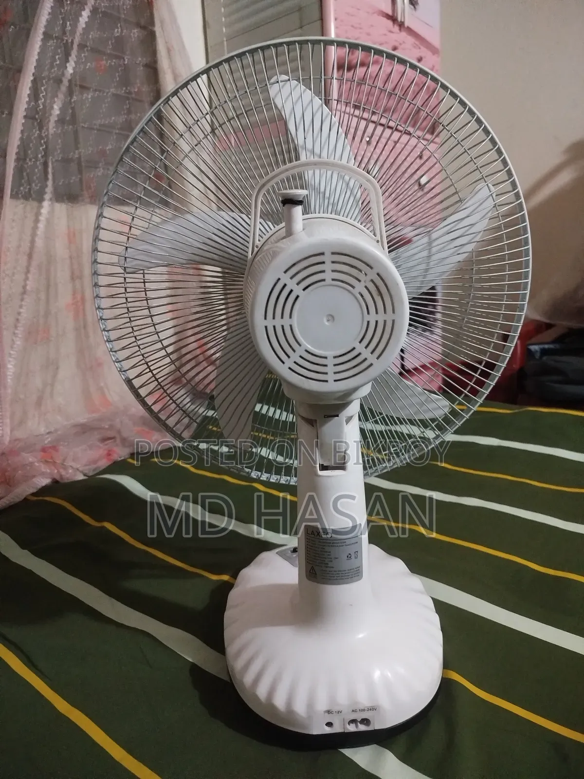Laxfo Rechargeable Table Fan
