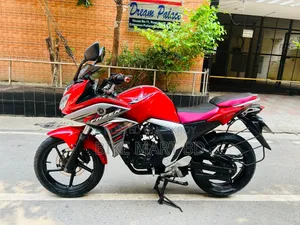 Yamaha 2019 Red