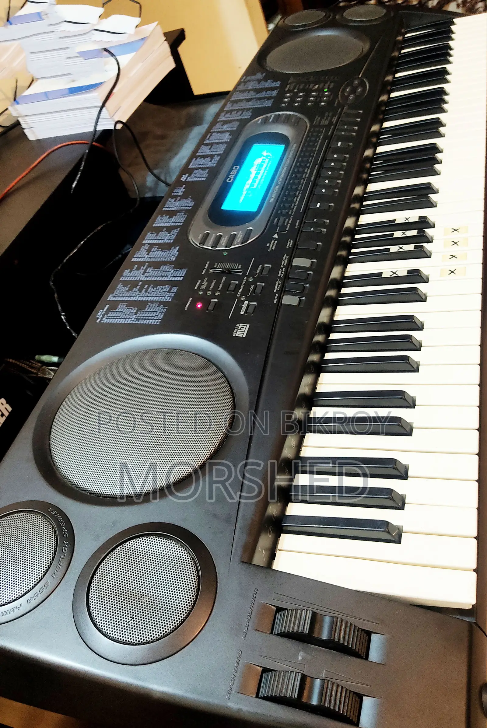 Casio Wk-1600 76-Note Touch-Sensitive Keyboard With Midi