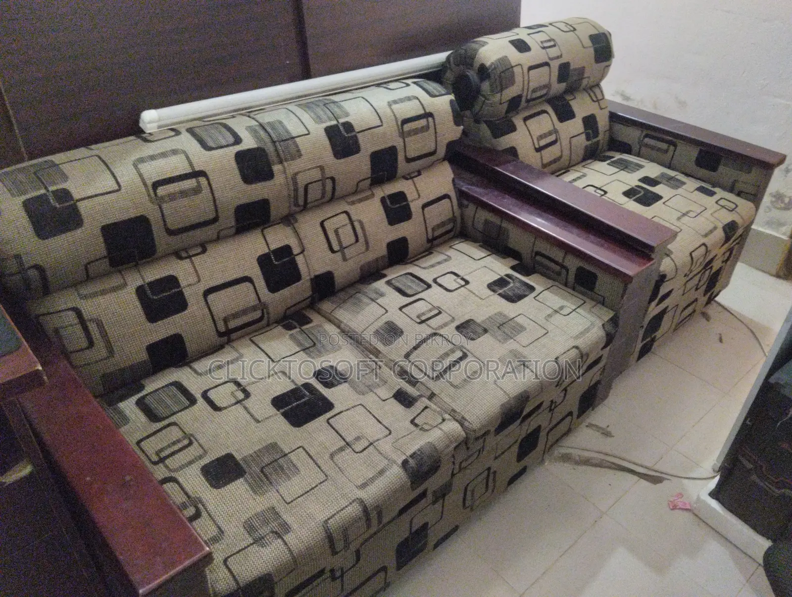 Fresh three-seater sofa for sale