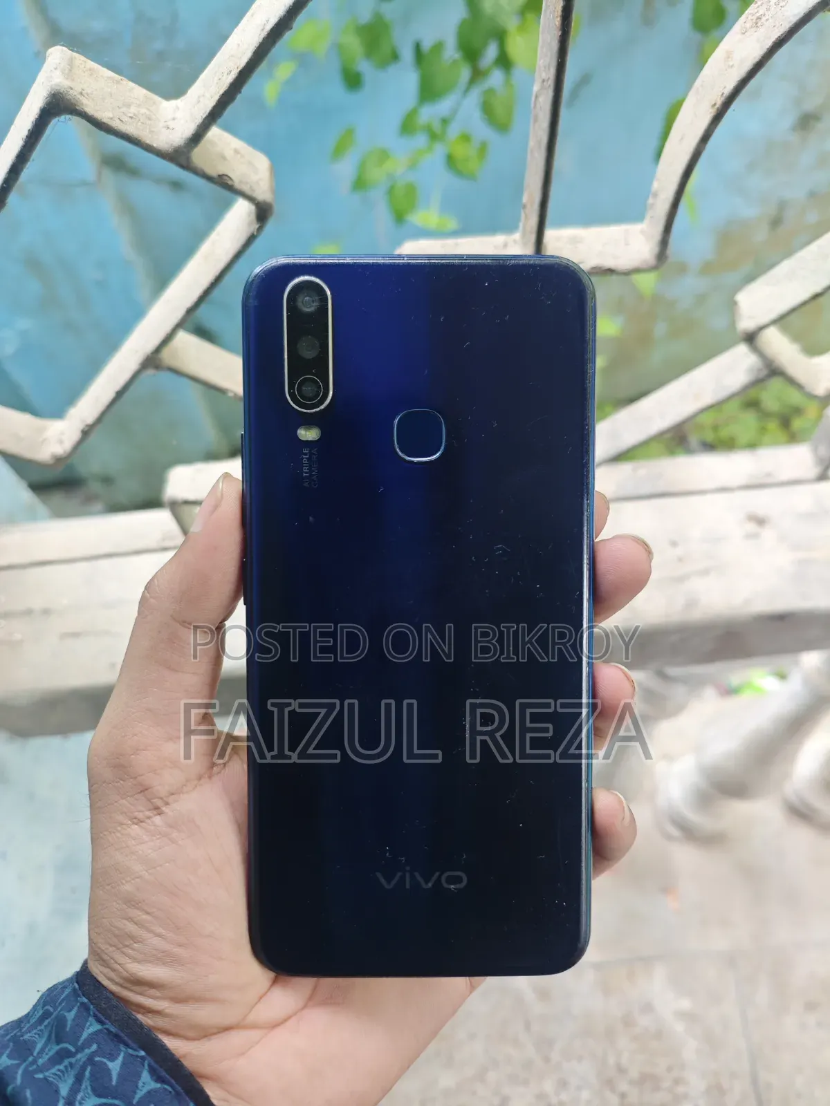 Vivo Y12 64 GB নীল