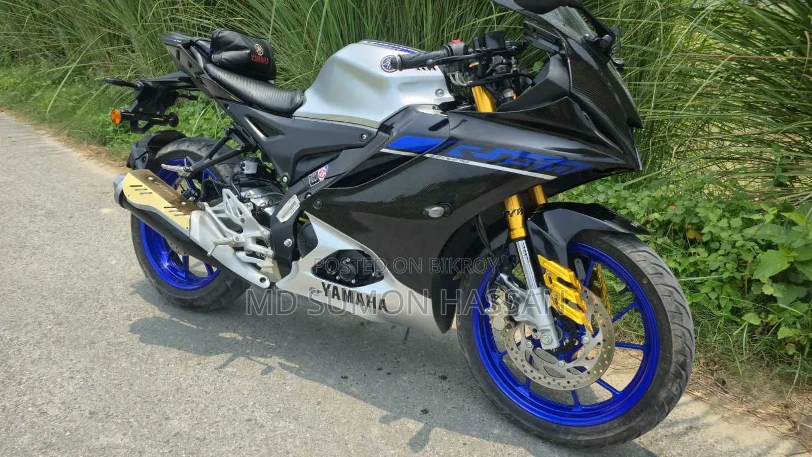 Yamaha R1 2025 Black