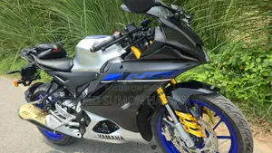 Yamaha R1 2025 Black