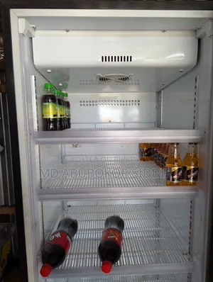 Walton Beverage Cooler 440 Liters Full Fresh Absolutely Like New