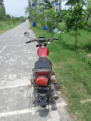 Honda 2009 Red