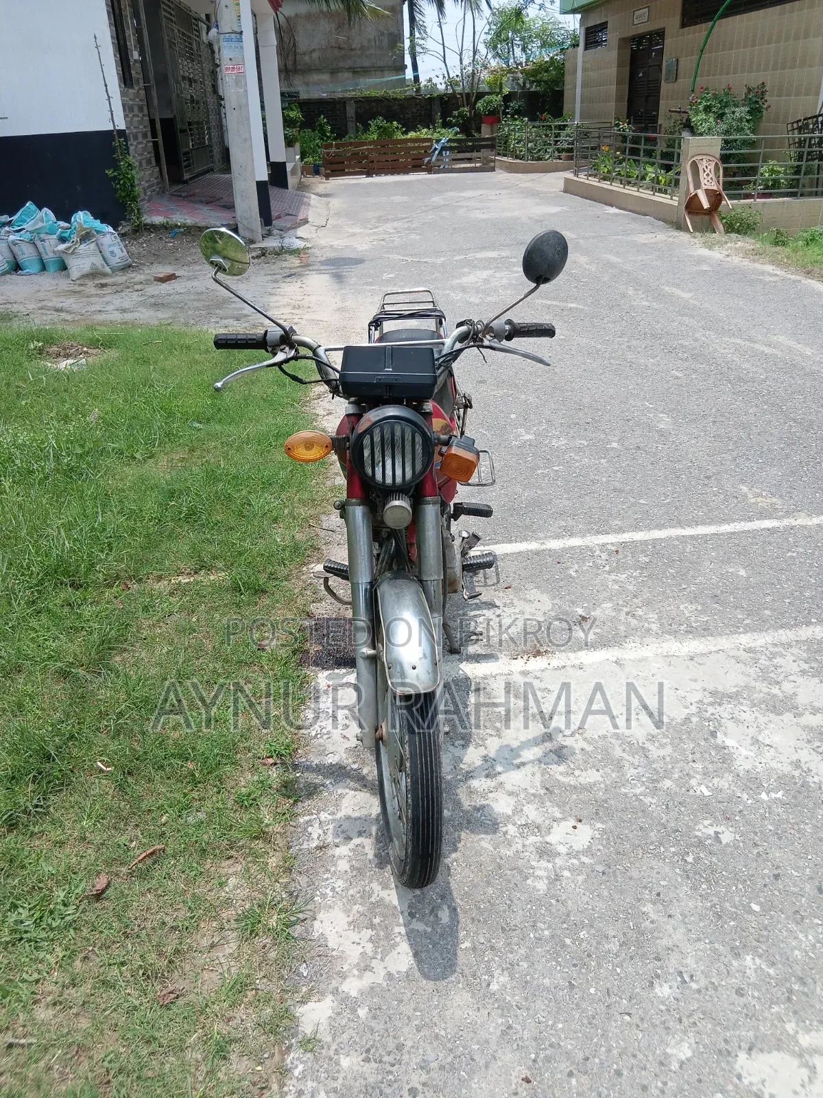 Honda 2009 Red