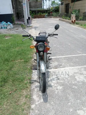 Honda 2009 Red