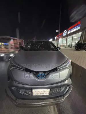 জিপ চেরোকি ২০১৯ ধূসর