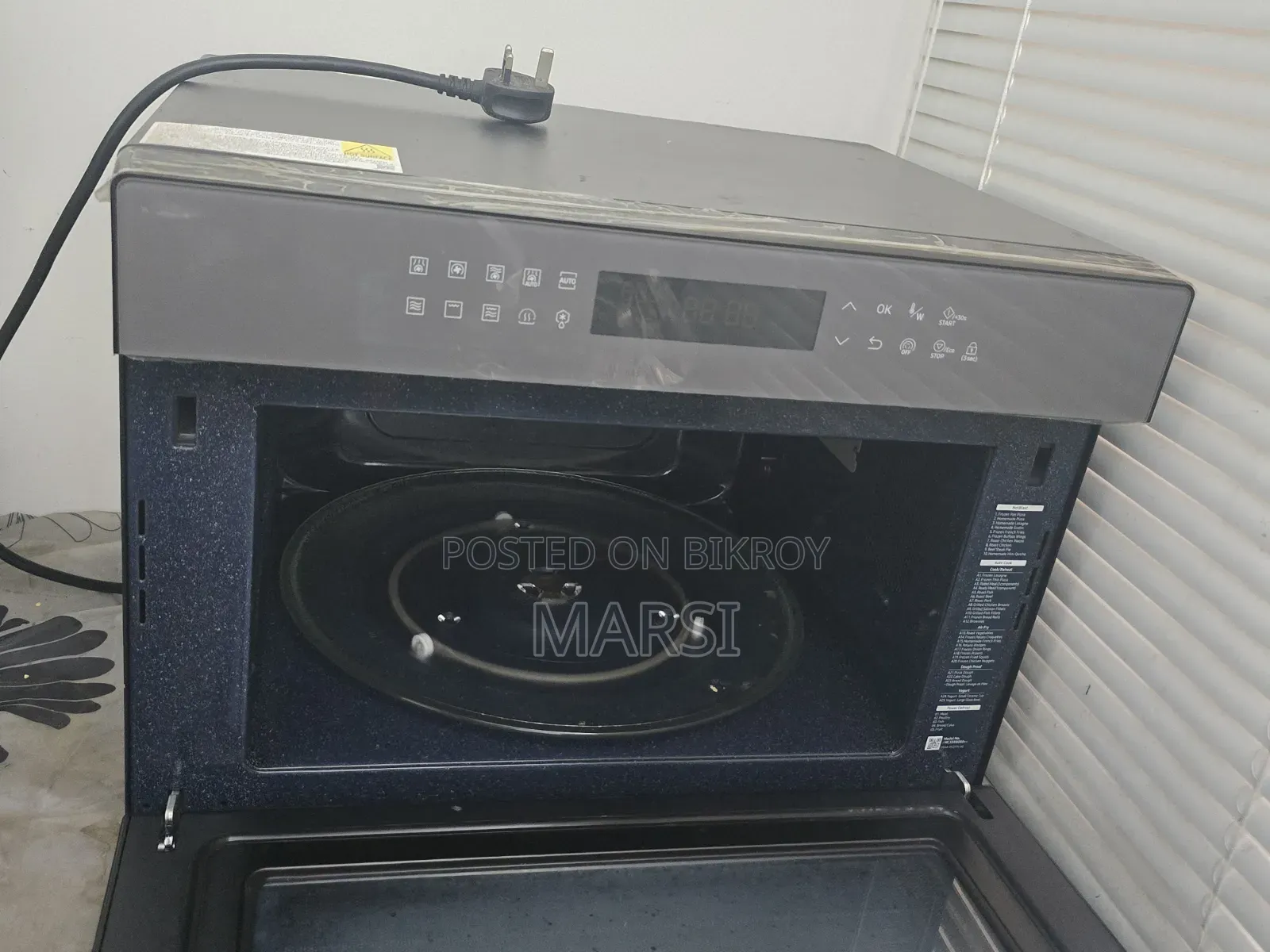 Samsung All-in-One Microwave Oven 35l – Hotblast, Grill Air Fry