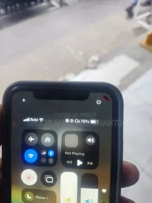 Apple iPhone XR 128 GB White