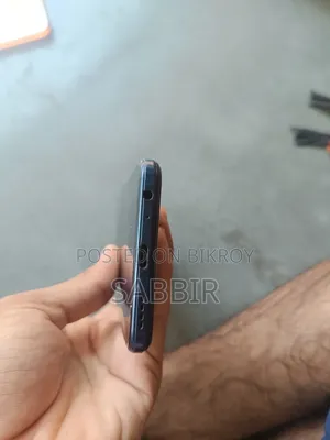 Vivo Y21 64 GB Blue