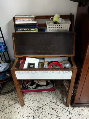 Reading Table