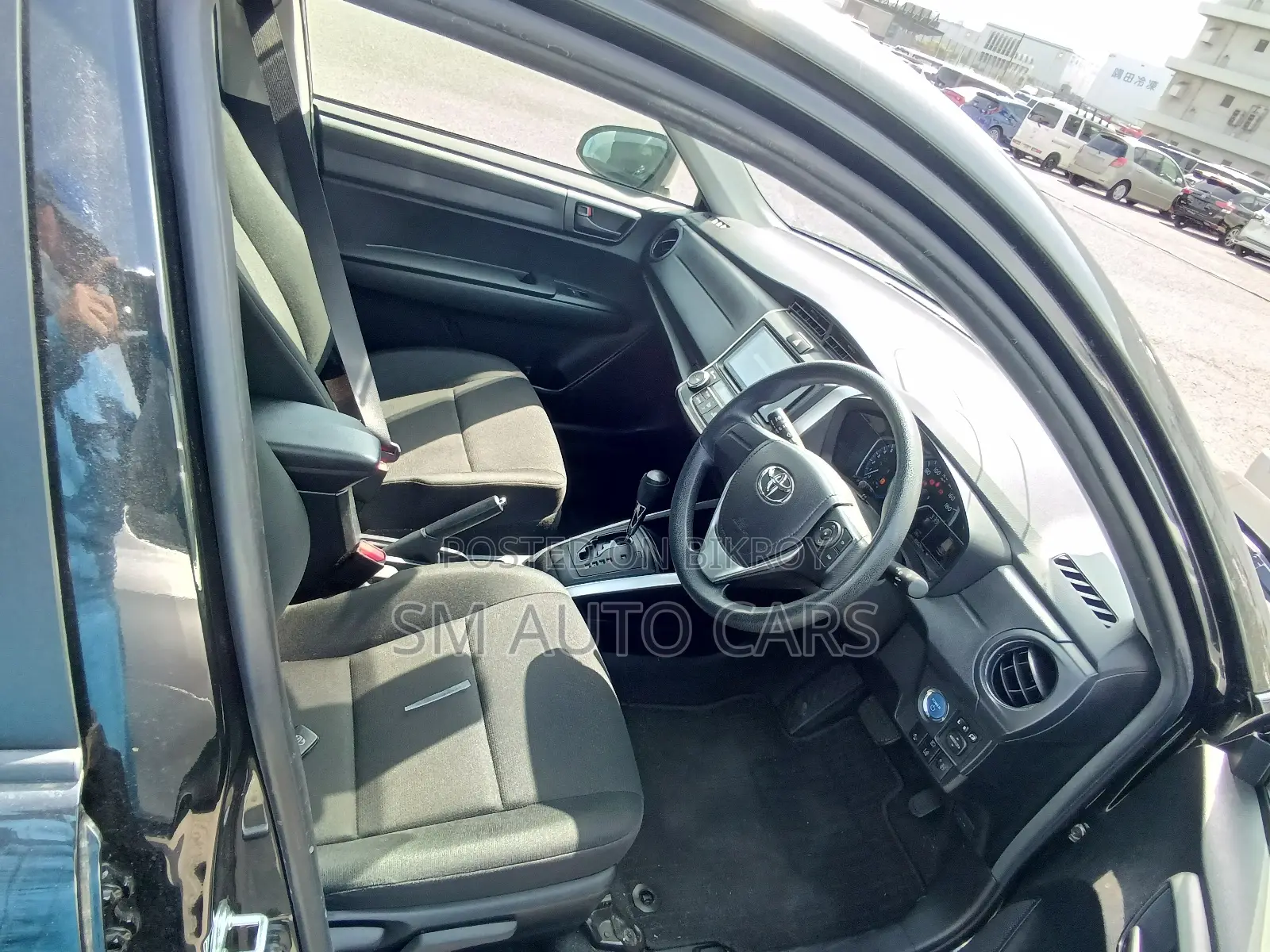 Toyota Corolla Fielder 1.5 Hybrid FWD 2021 Black