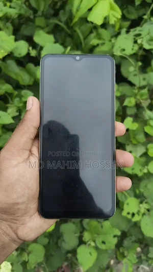 Vivo Y16 64 GB Gold